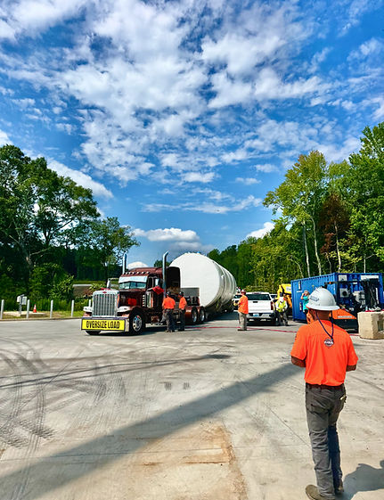 Heavy haul crew at work site